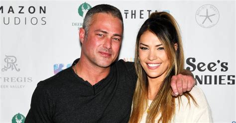 taylor kinney|taylor kinney girlfriend.